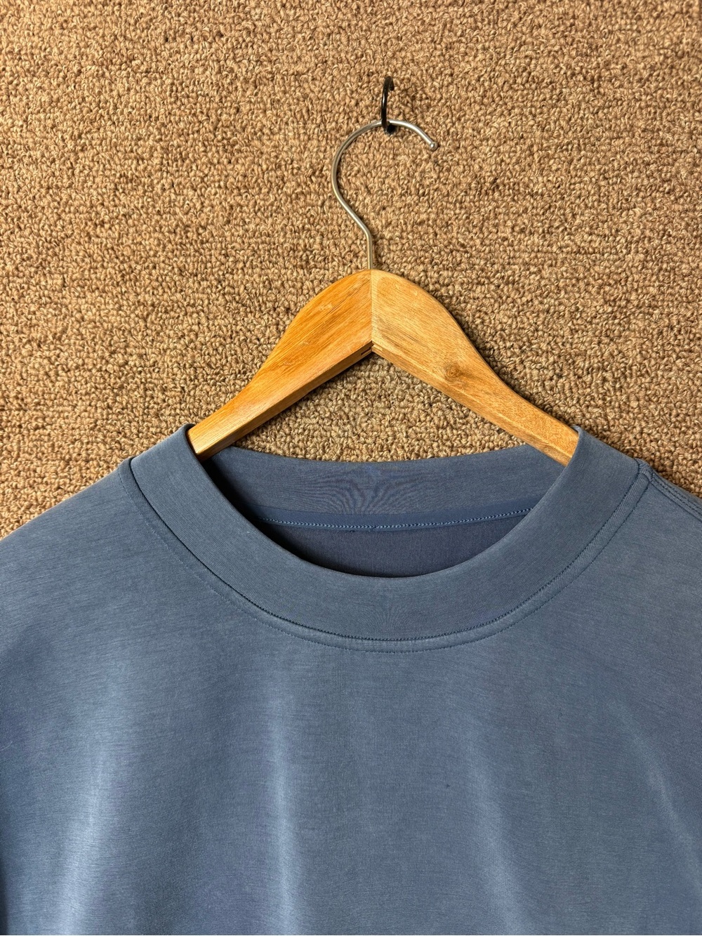 Lululemon Perfectly Oversized Cropped Crew *Softstreme
Mineral Blue $118 Retail - Picture 8 of 16